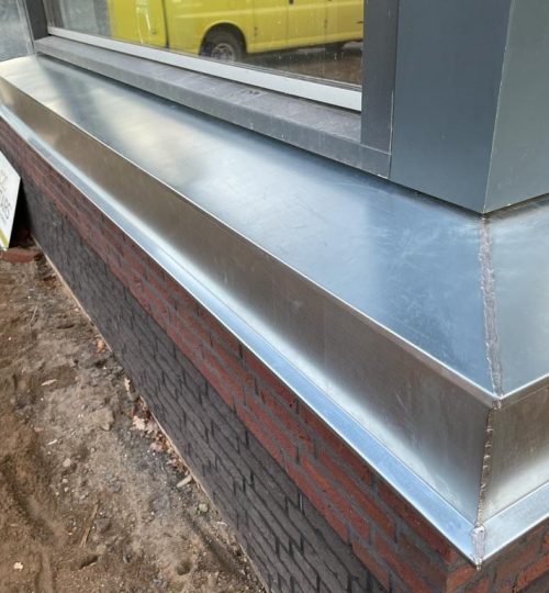 e68a5eda-1801-48f5-a1d2-0ccb14ba3a63